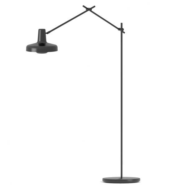 Grupa Products Arigato Gulvlampe i Sort - Kvalitet & Design